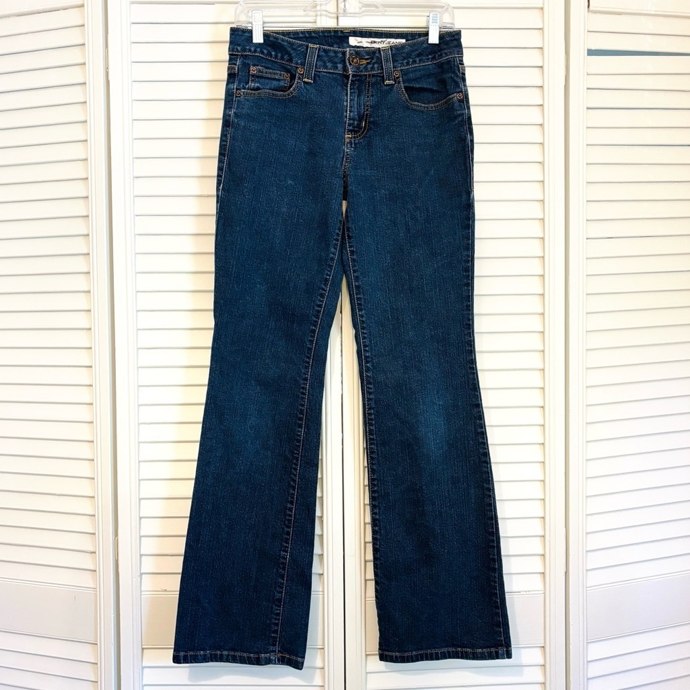 DKNY Classic Bootcut Mid Wash Jeans Size 6R